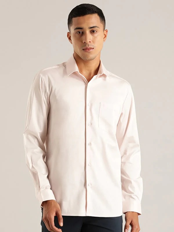 Indian Terrain Men Solid Pink Shirt